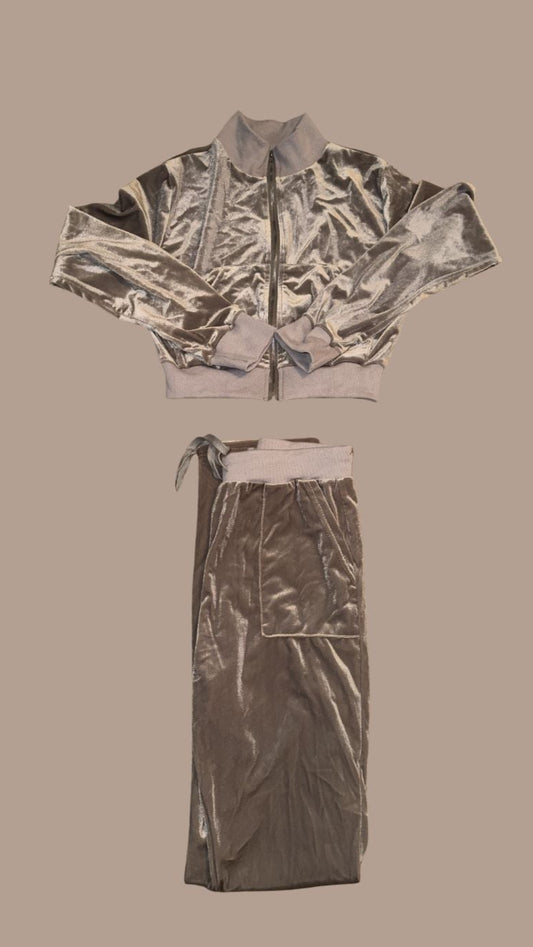2 Piece Set